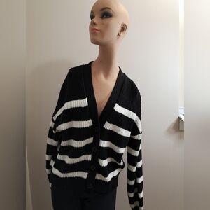 H&M Black & White Striped Oversized Knit Cardigan Sweater Size M